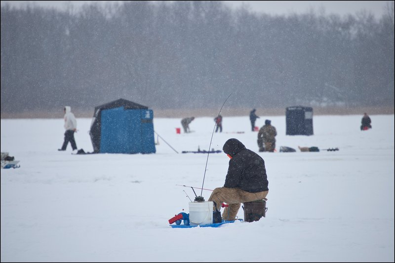 Reeling in Big Wins in Canada's Ice Fishing Gaming Scene